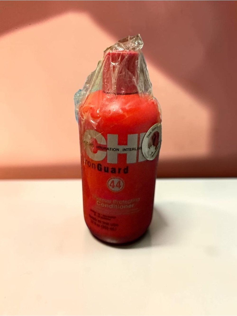 CHI 44 Iron Guard Thermal Protecting Conditioner – NEW